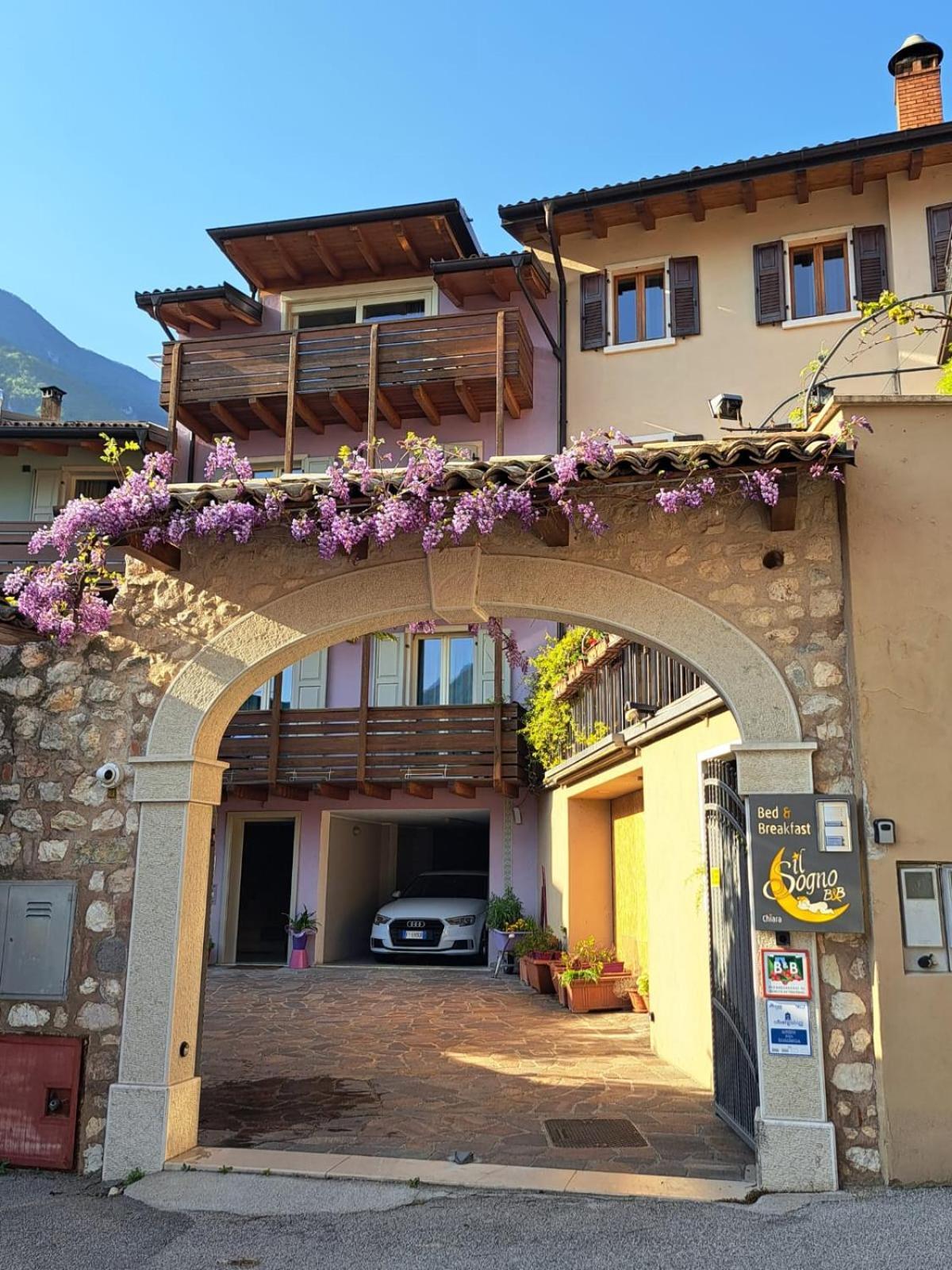 Il Sogno Bed and Breakfast Avio Eksteriør billede